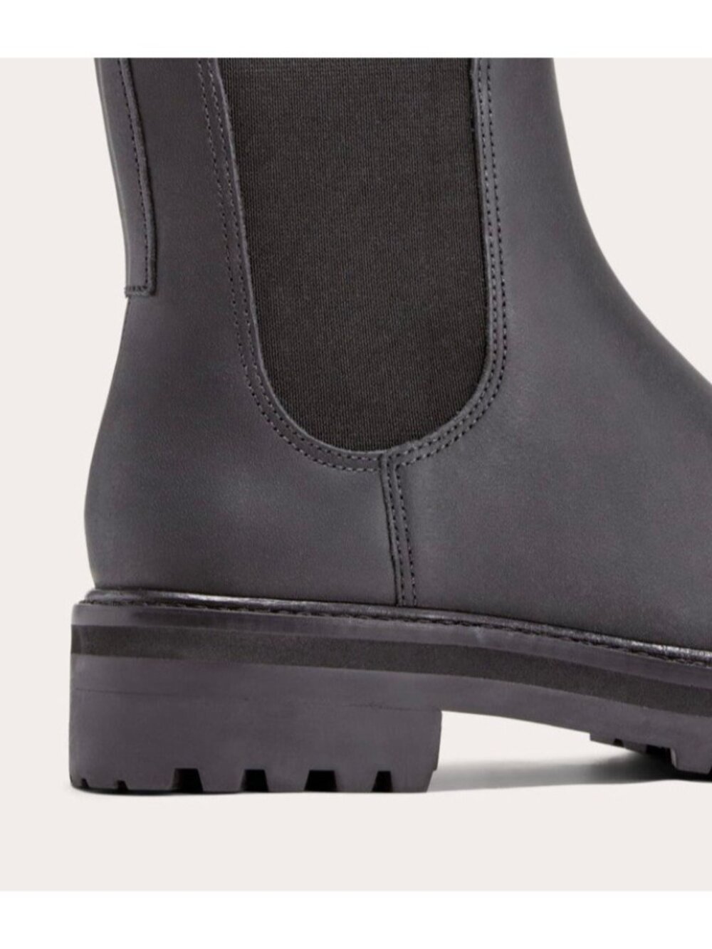 Everlane $238 The Lug Chelsea Boot Women Leather Ankle Chunky Sole Black Size 7M - Picture 2 of 14